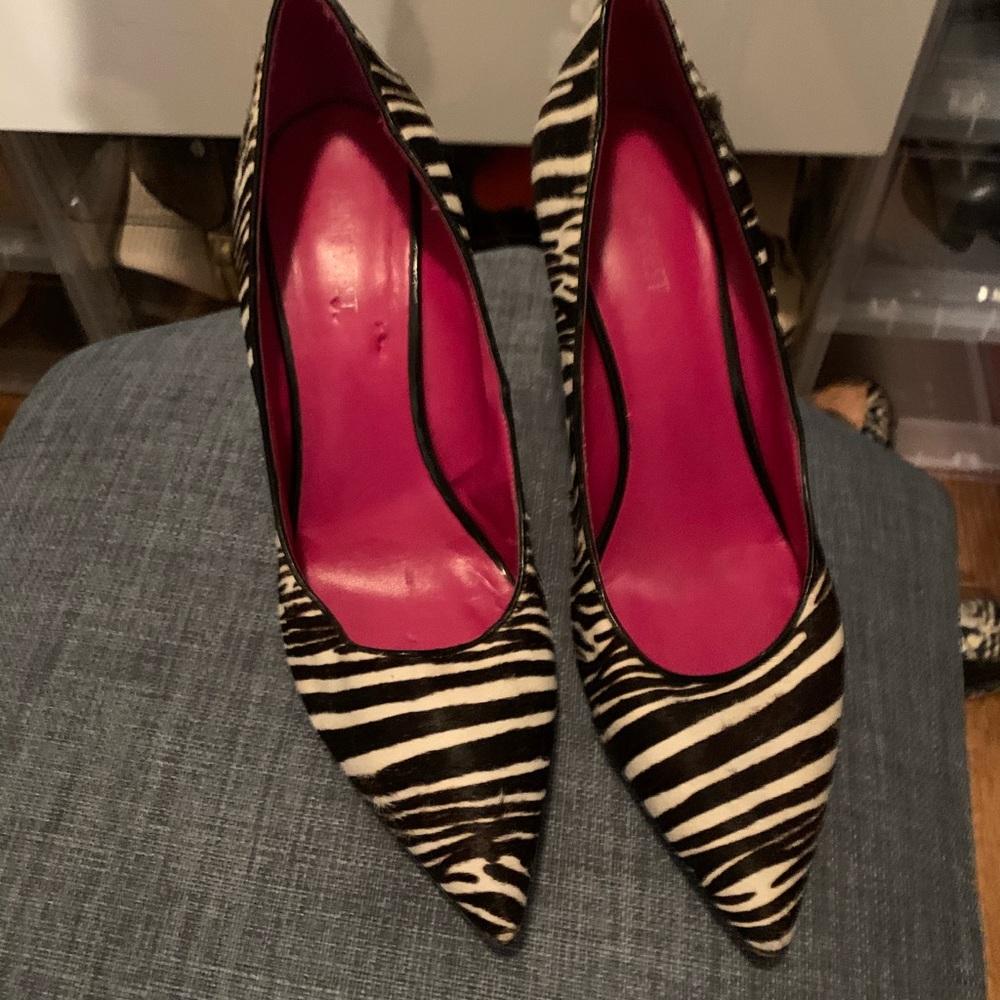Nine West Zebra pattern pumps